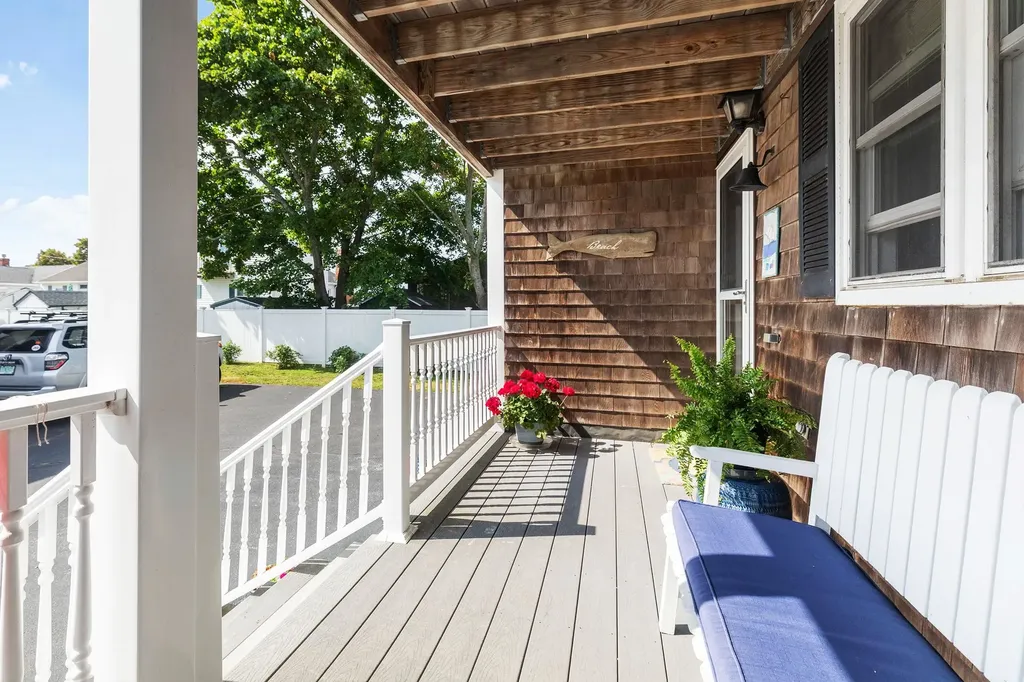 14 Fellows Avenue Hampton NH 03842