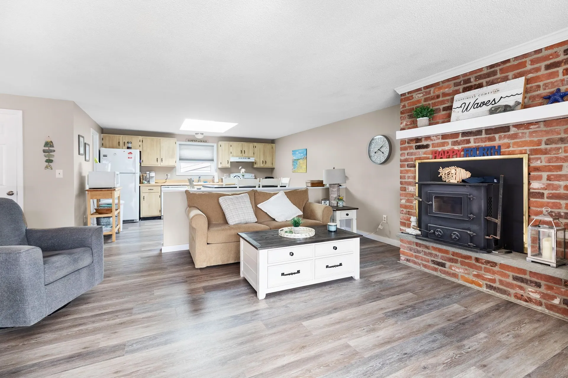 14 Fellows Avenue Hampton NH 03842