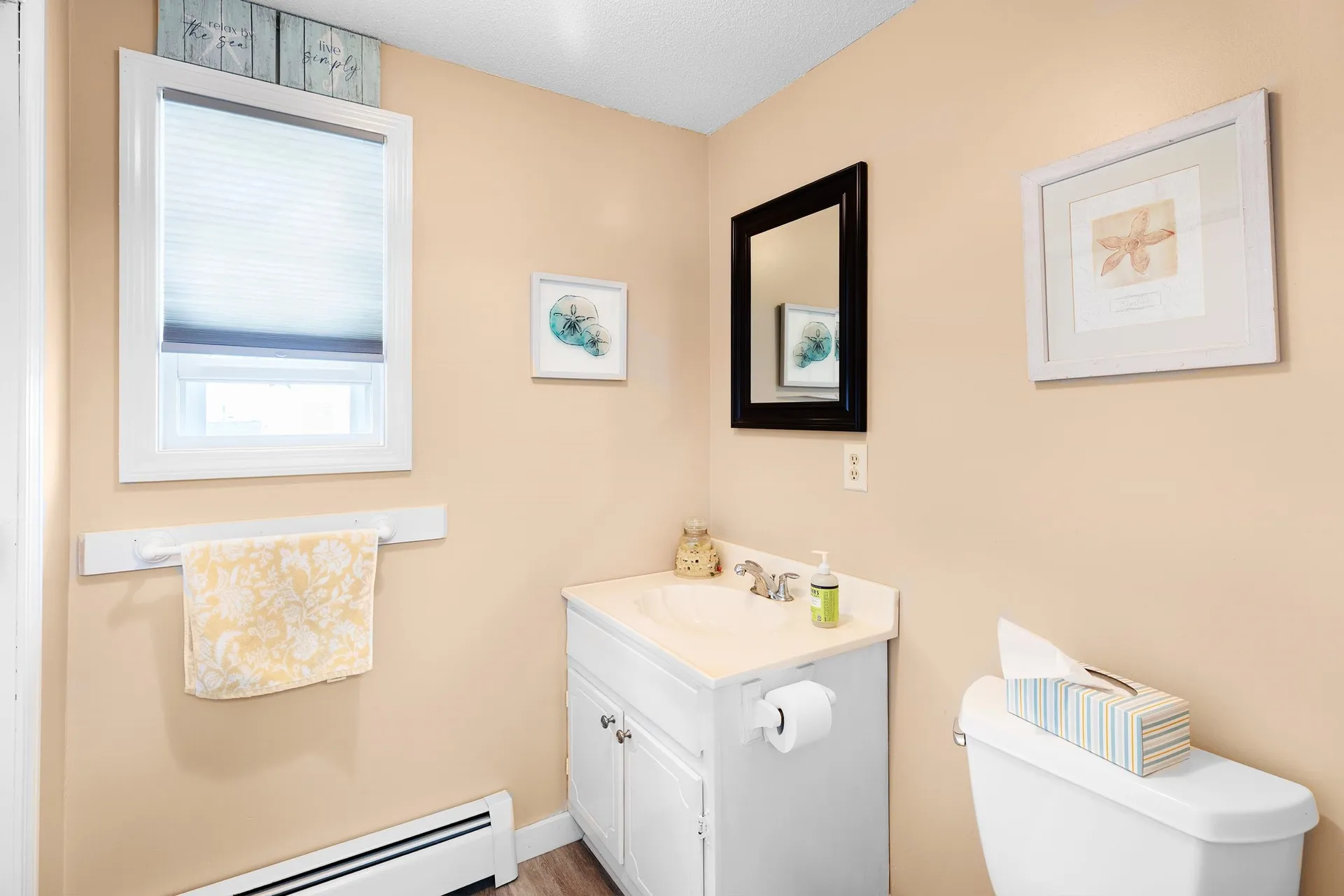 14 Fellows Avenue Hampton NH 03842