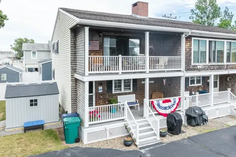 14 Fellows Avenue Hampton NH 03842