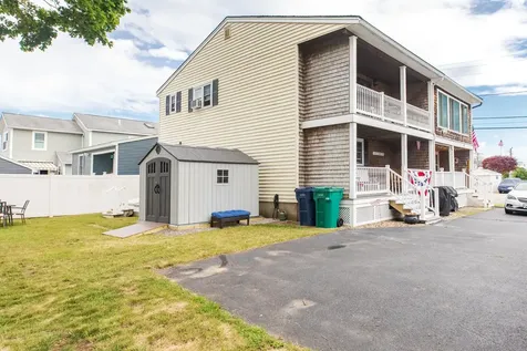14 Fellows Avenue Hampton NH 03842