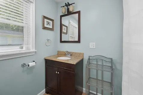 18 Woodside Meadow Road York ME 03909