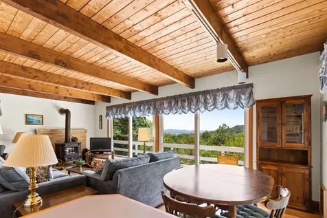 176 Sagamore Road Gilford NH 03249