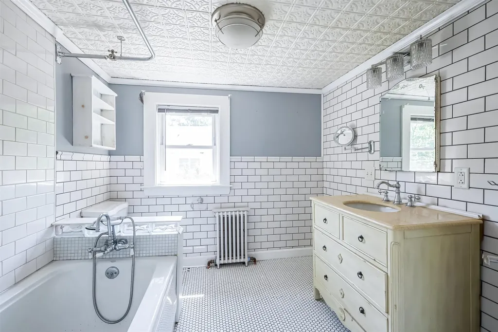 46 Gary Road Wakefield NH 03872