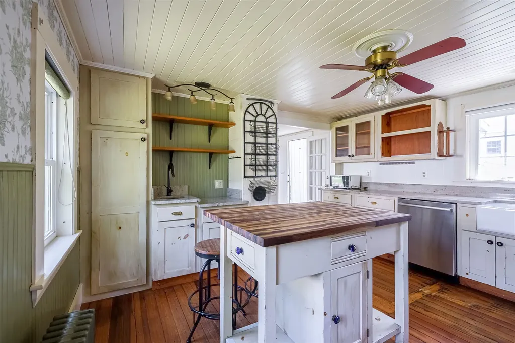 46 Gary Road Wakefield NH 03872