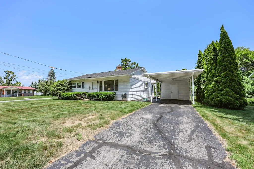 26 Rundlett Street Concord NH 03301