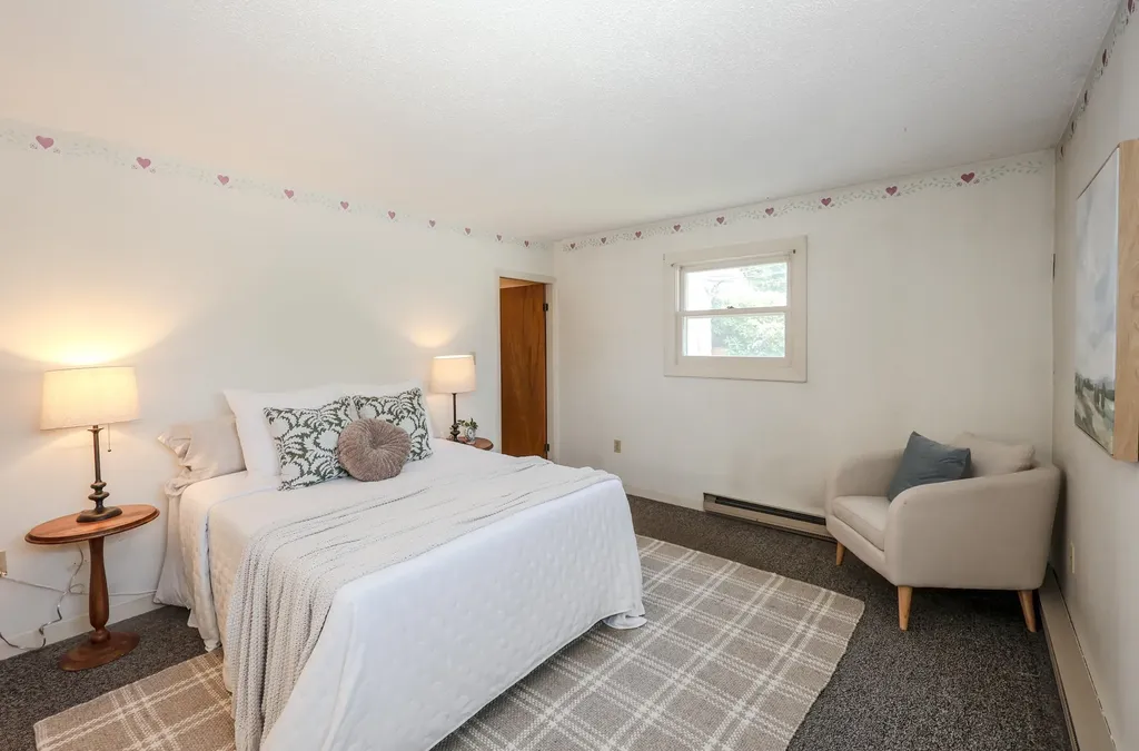 26 Rundlett Street Concord NH 03301