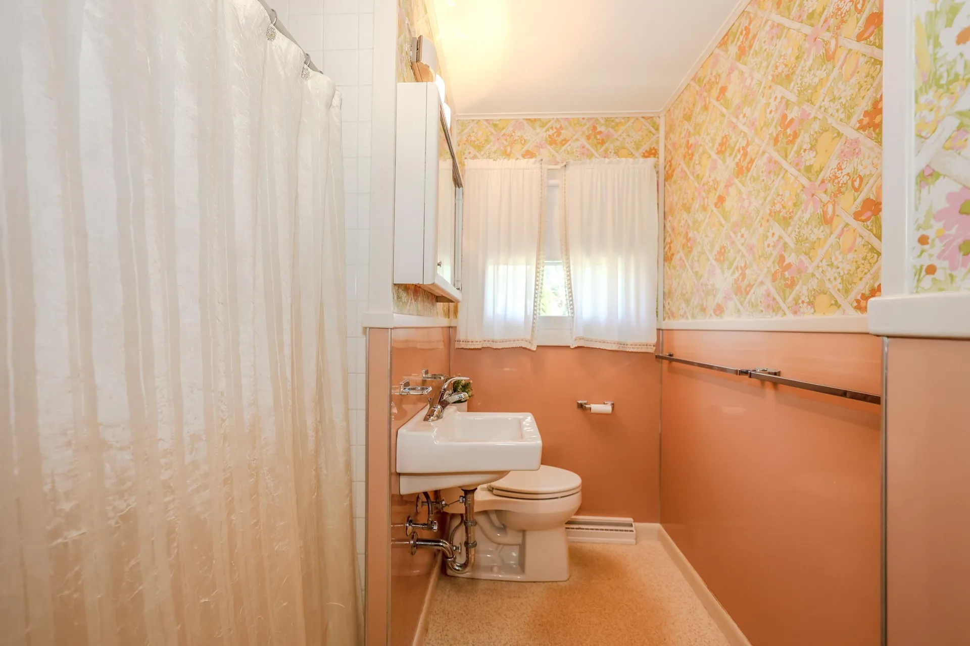 26 Rundlett Street Concord NH 03301