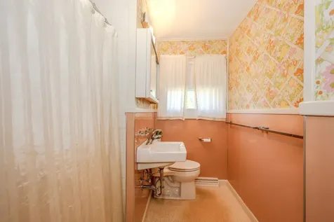 26 Rundlett Street Concord NH 03301