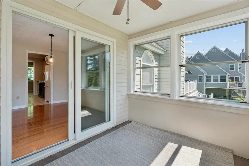 378 Winding Pond Road Londonderry NH 03053