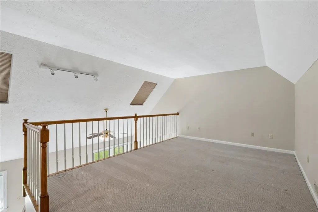 378 Winding Pond Road Londonderry NH 03053