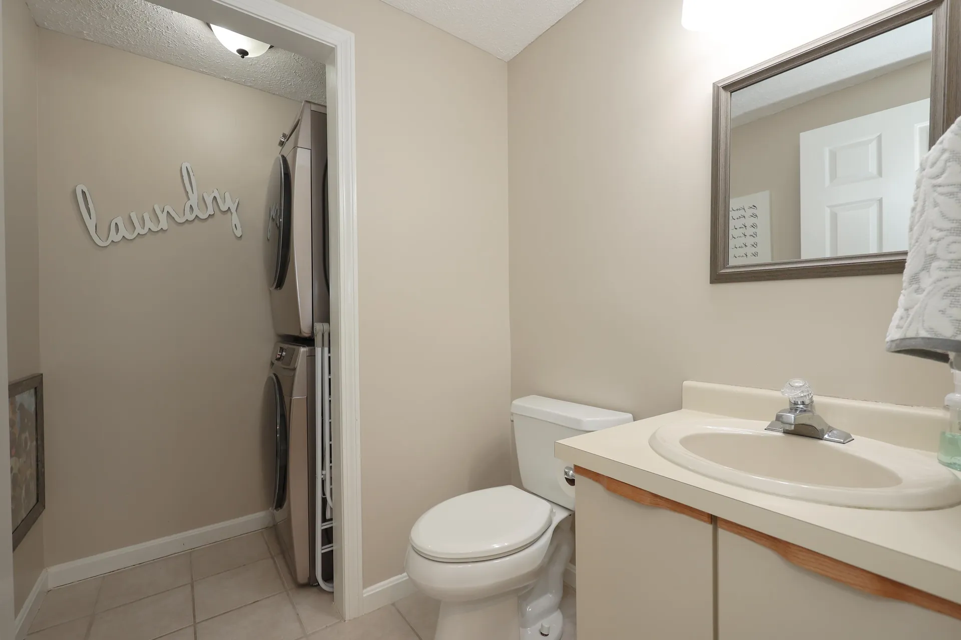 378 Winding Pond Road Londonderry NH 03053