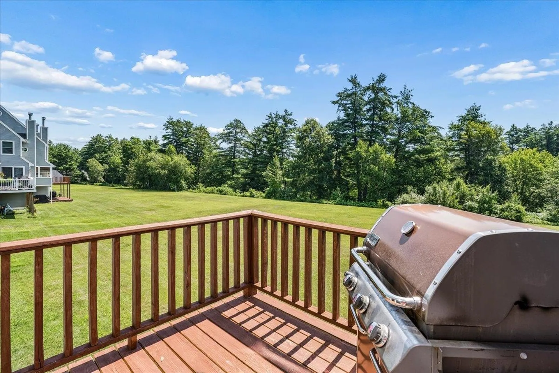 378 Winding Pond Road Londonderry NH 03053