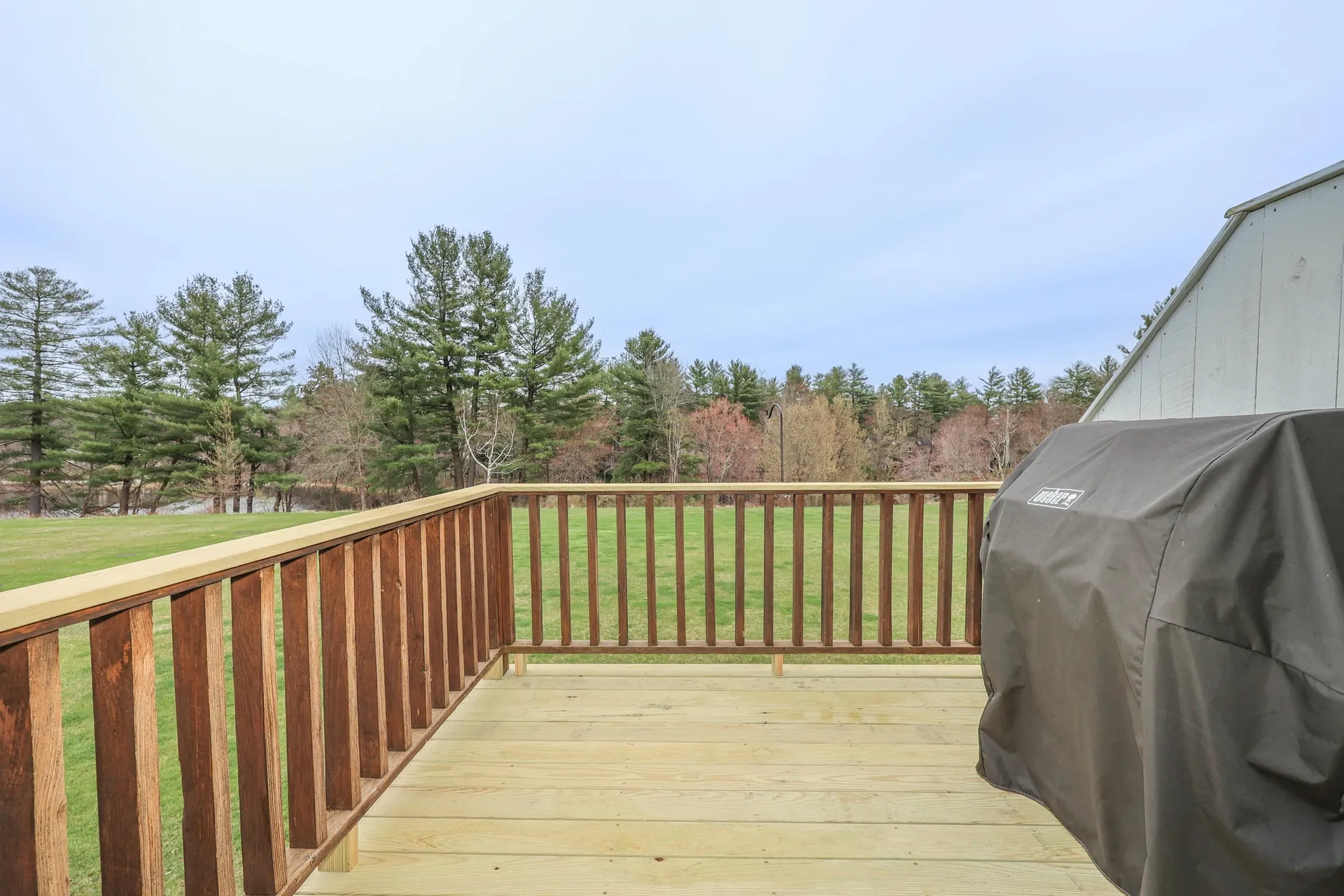 378 Winding Pond Road Londonderry NH 03053
