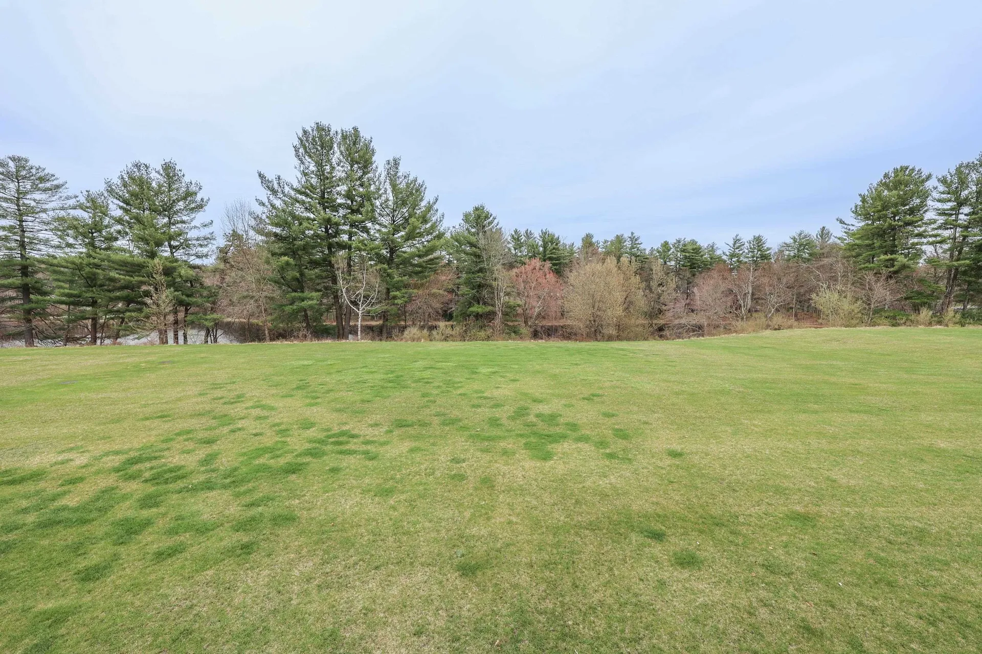 378 Winding Pond Road Londonderry NH 03053