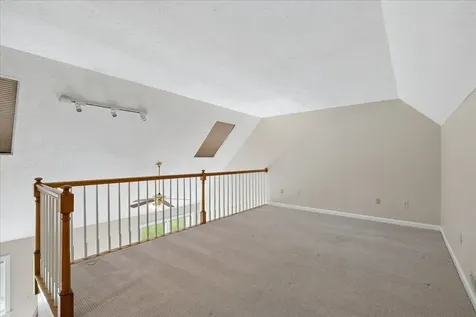 378 Winding Pond Road Londonderry NH 03053