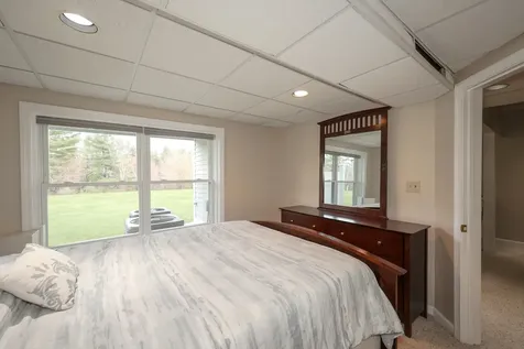 378 Winding Pond Road Londonderry NH 03053