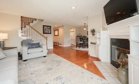 378 Winding Pond Road Londonderry NH 03053