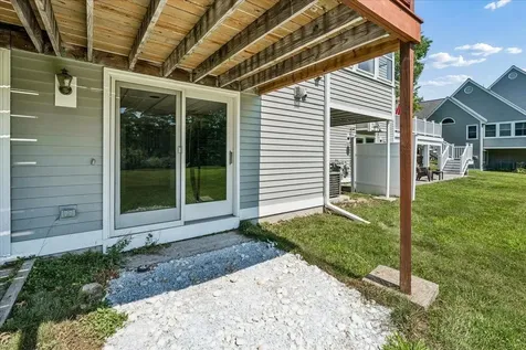378 Winding Pond Road Londonderry NH 03053