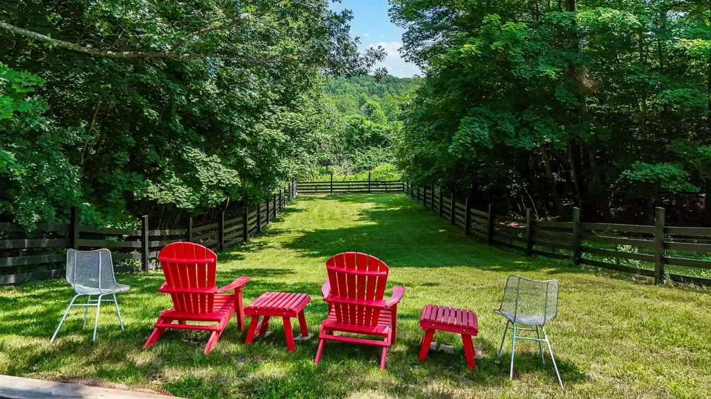 330 Knox Marsh Road Madbury NH 03823