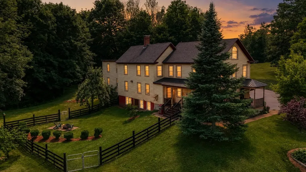 330 Knox Marsh Road Madbury NH 03823