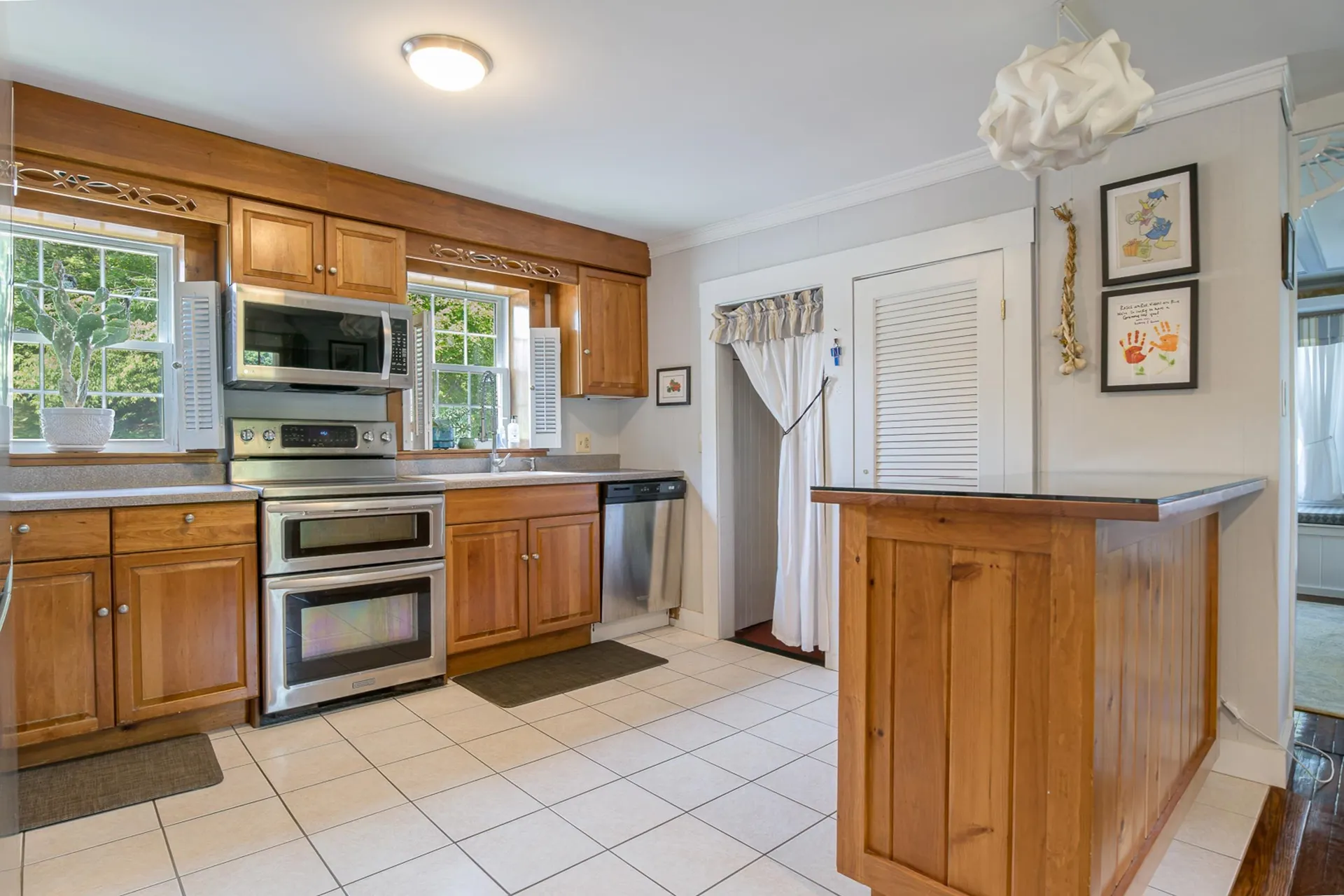 330 Knox Marsh Road Madbury NH 03823