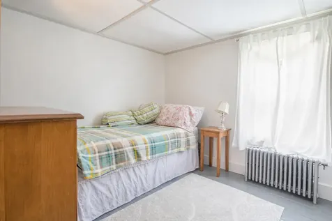 330 Knox Marsh Road Madbury NH 03823