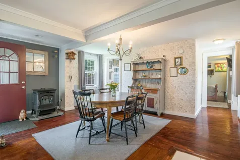 330 Knox Marsh Road Madbury NH 03823