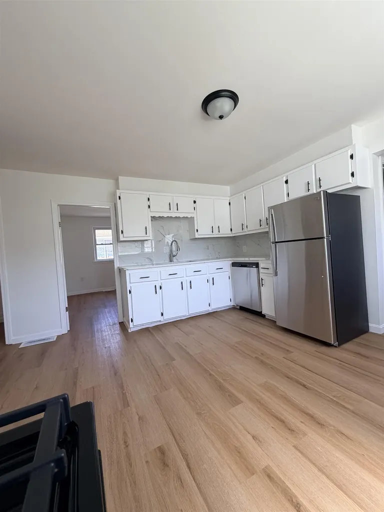 2 Tetreau Street Nashua NH 03060