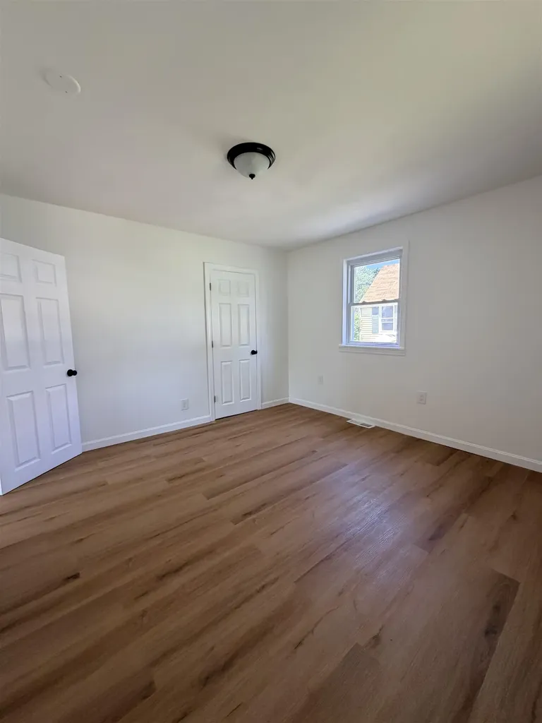 2 Tetreau Street Nashua NH 03060