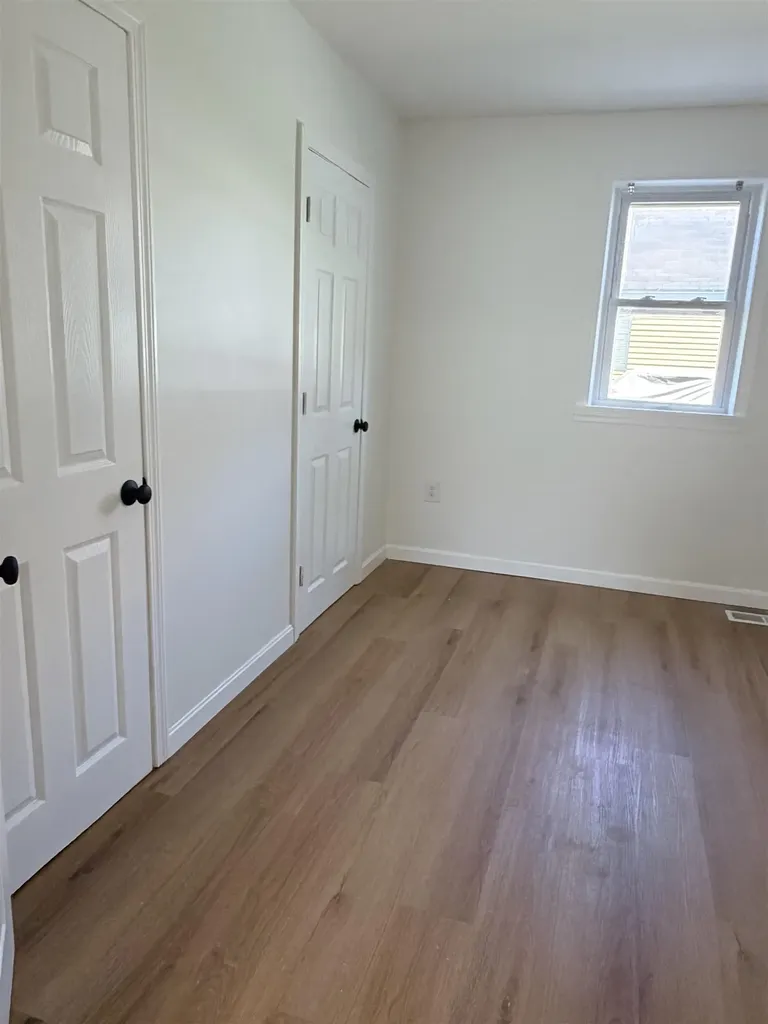 2 Tetreau Street Nashua NH 03060