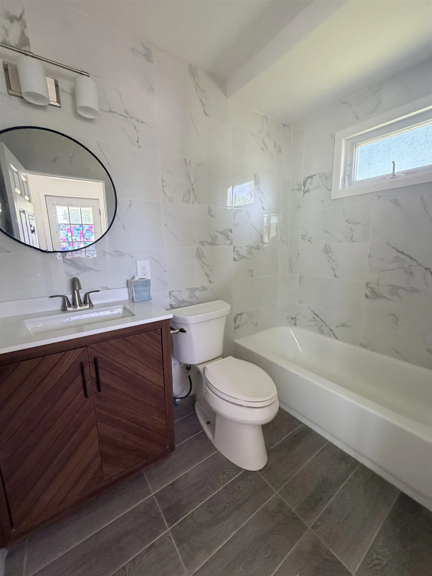 2 Tetreau Street Nashua NH 03060