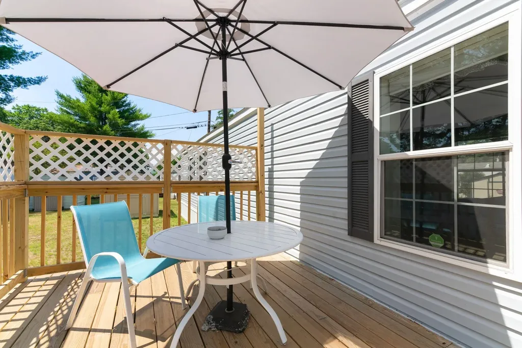 26 Cedar Street Hinsdale NH 03451