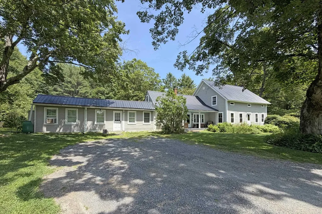 195 Bellows Falls Road Putney VT 05346