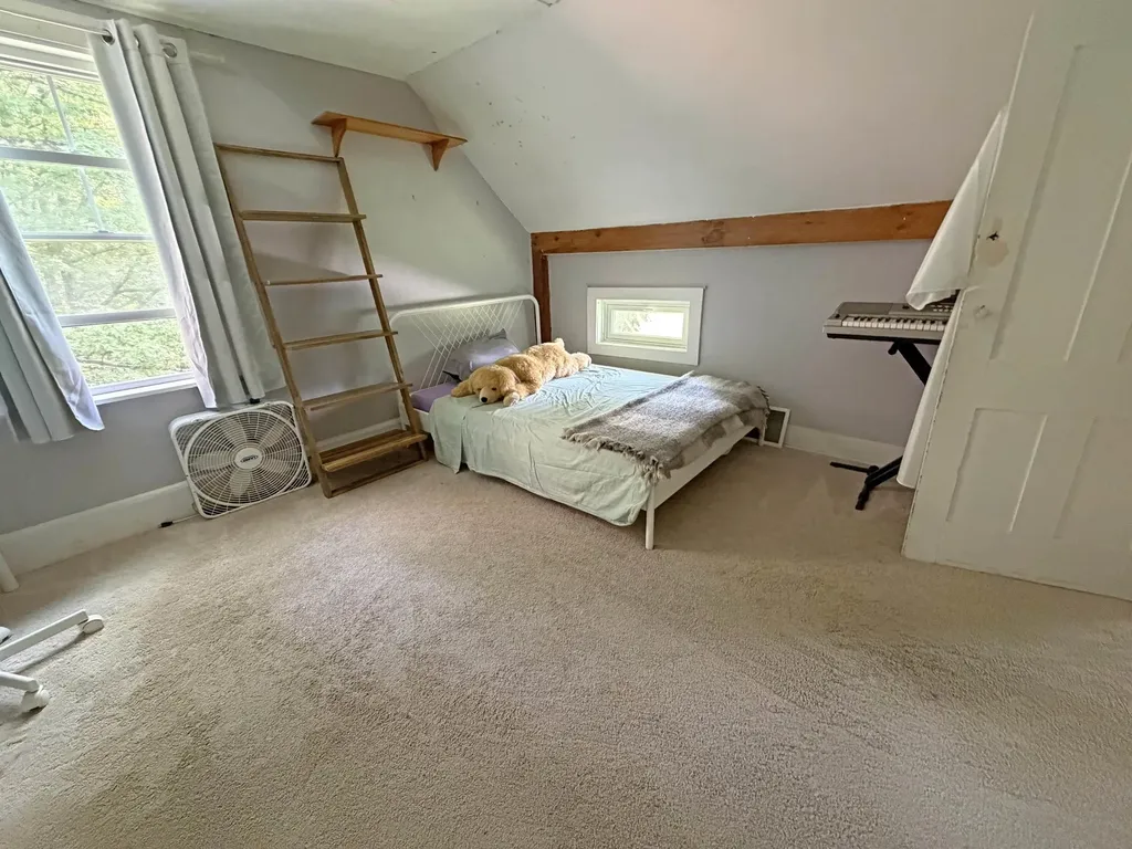 195 Bellows Falls Road Putney VT 05346