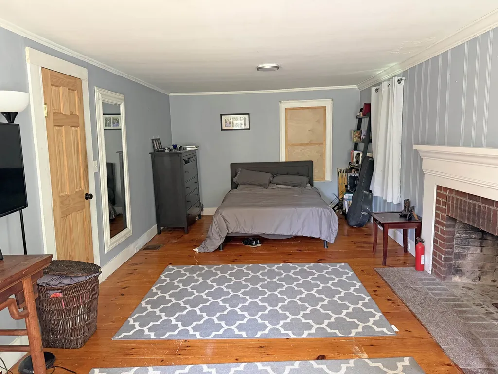 195 Bellows Falls Road Putney VT 05346