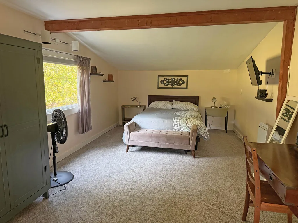 195 Bellows Falls Road Putney VT 05346