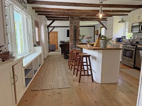 195 Bellows Falls Road Putney VT 05346
