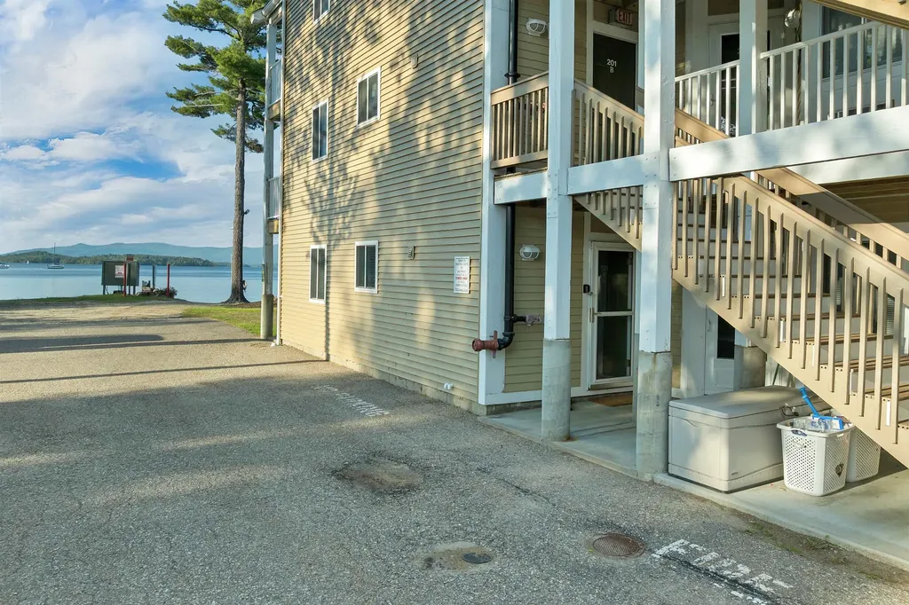 115 Weirs Road Gilford NH 03249