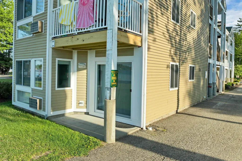115 Weirs Road Gilford NH 03249
