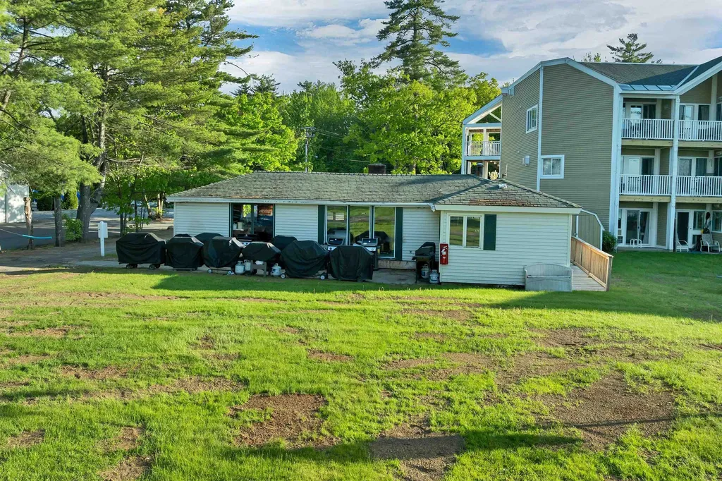 115 Weirs Road Gilford NH 03249