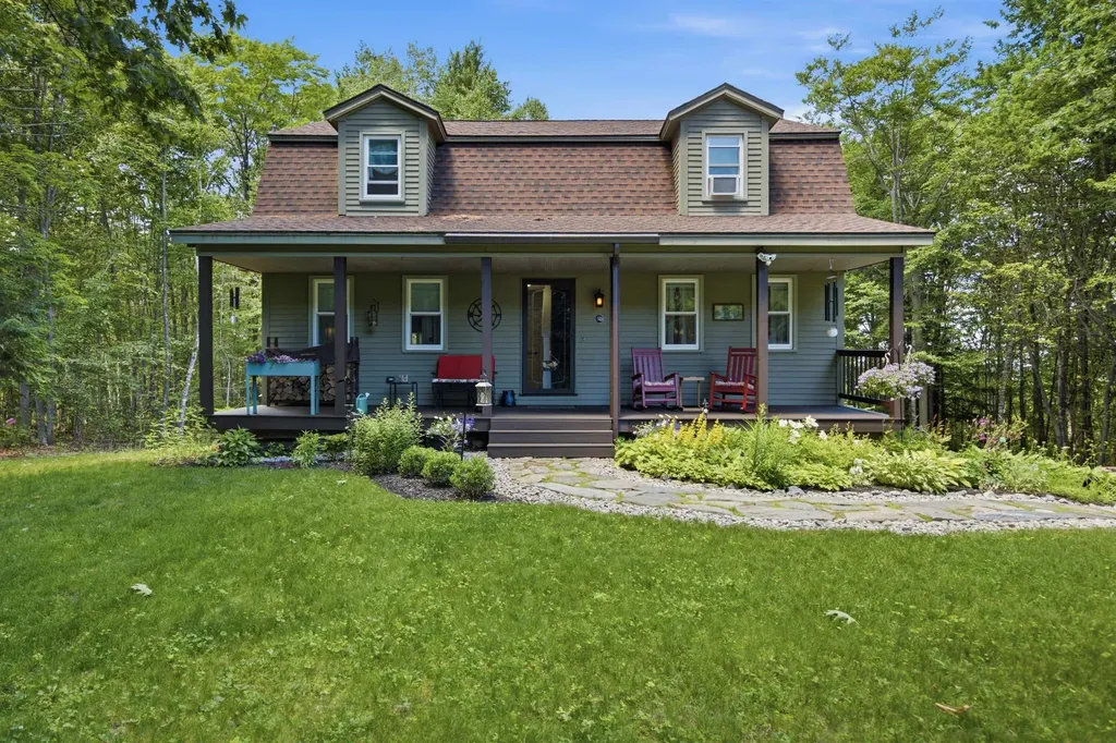 30 Canterbury Crossing Northfield NH 03276