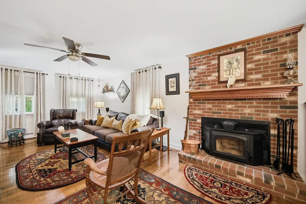 30 Canterbury Crossing Northfield NH 03276