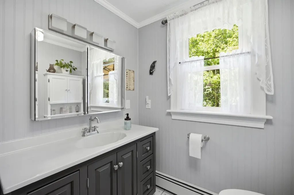 30 Canterbury Crossing Northfield NH 03276