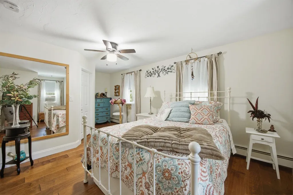 30 Canterbury Crossing Northfield NH 03276