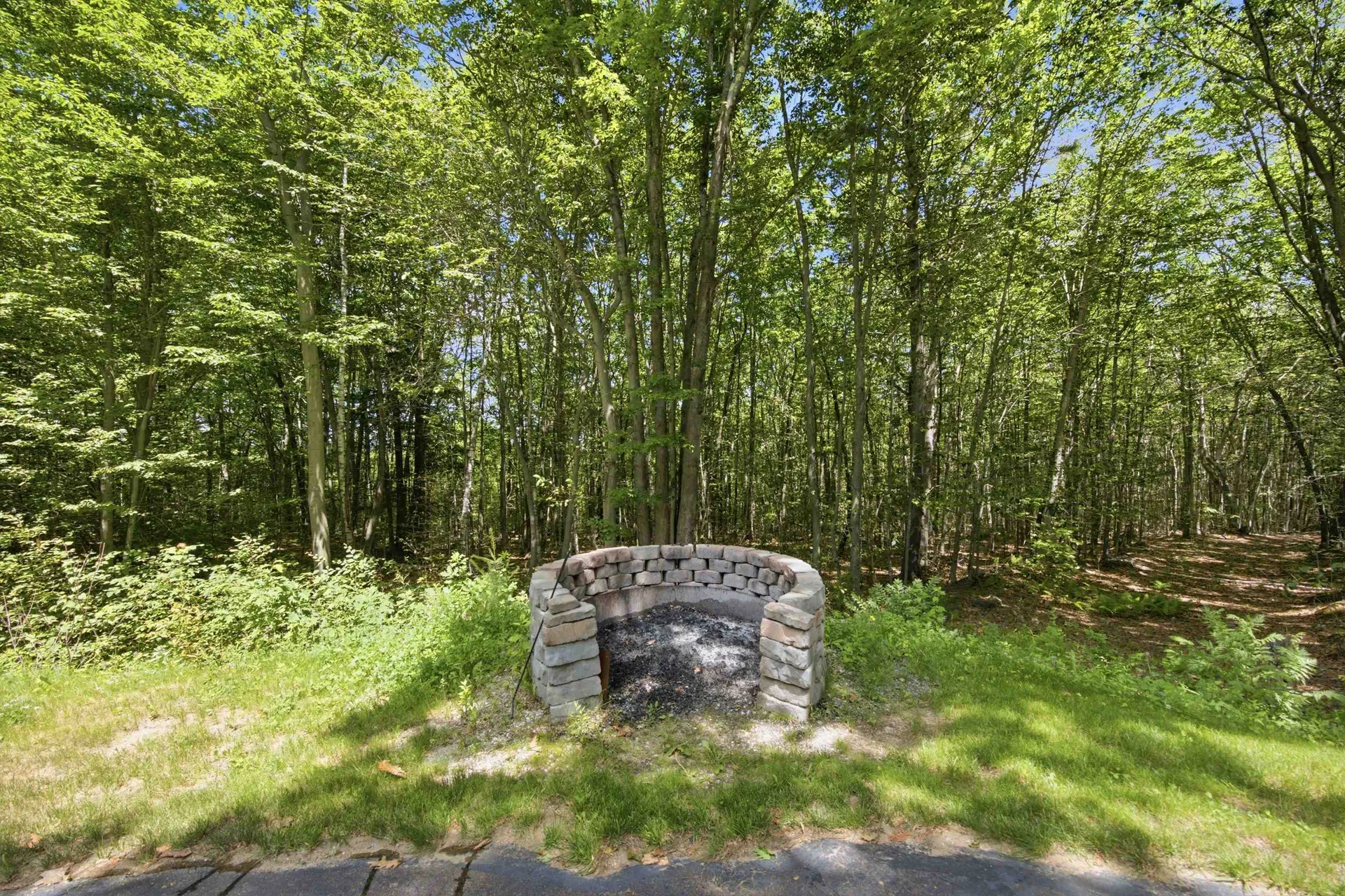 30 Canterbury Crossing Northfield NH 03276