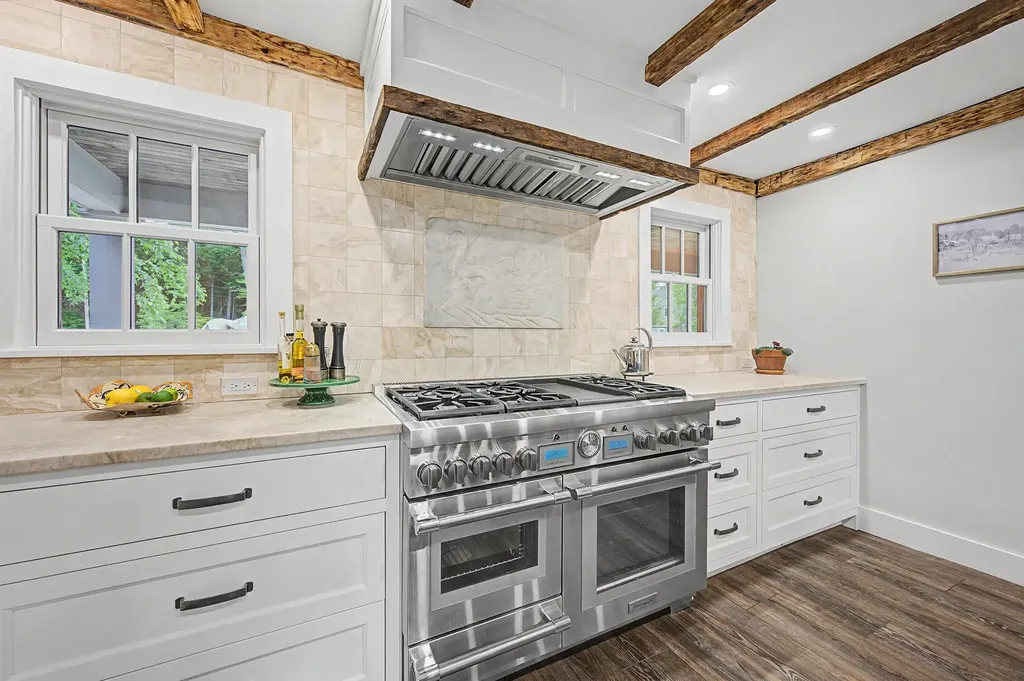 252 Shindagan Road Wilmot NH 03287