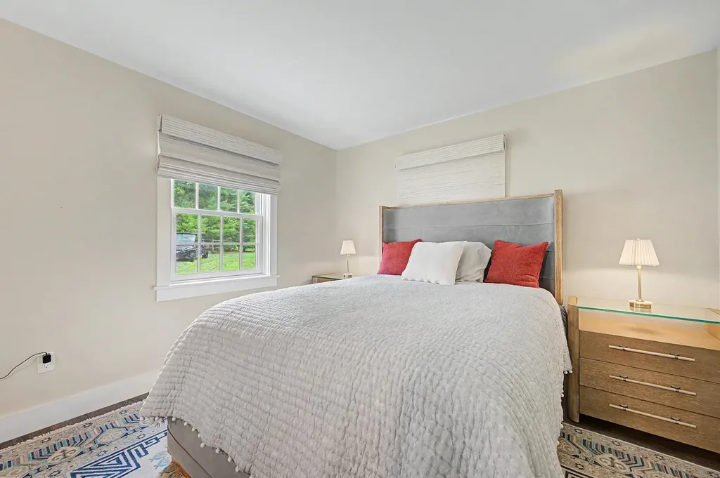 252 Shindagan Road Wilmot NH 03287