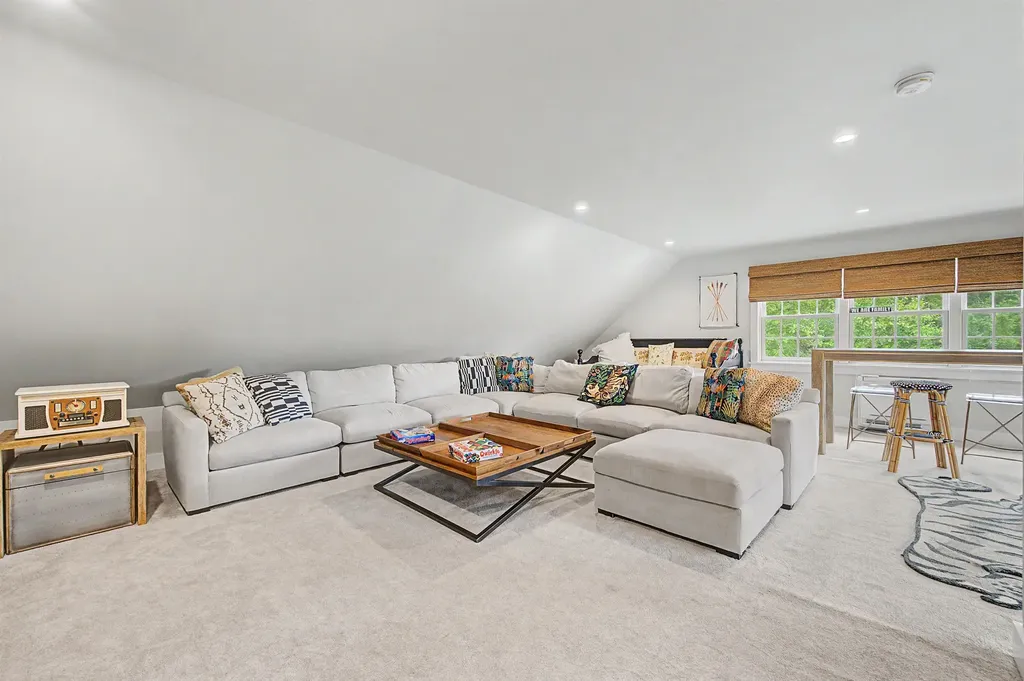 252 Shindagan Road Wilmot NH 03287