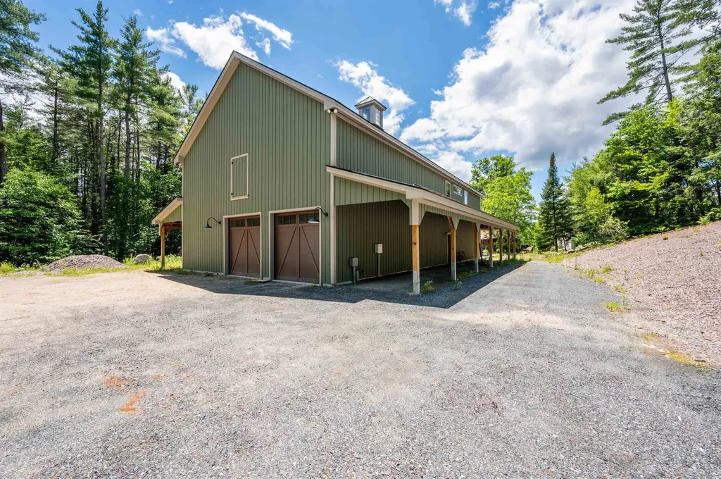 252 Shindagan Road Wilmot NH 03287
